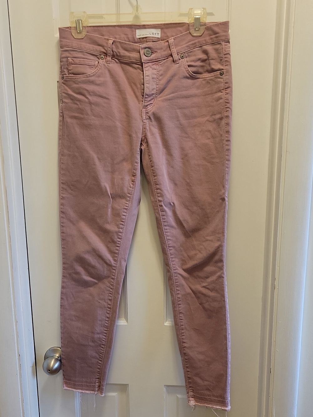 LOFT Pink Skinny Jeans 26/2